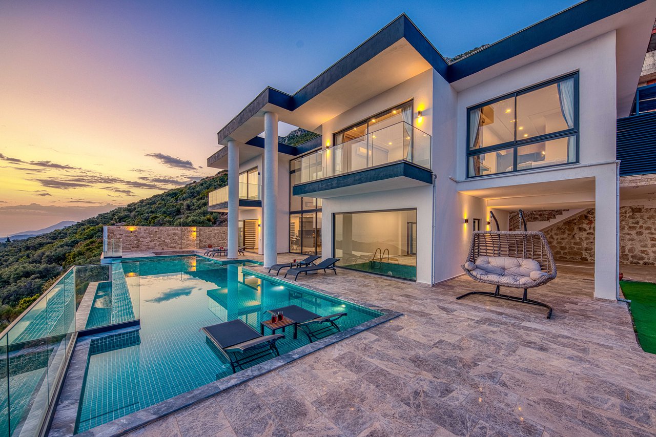 villasantamavra.com